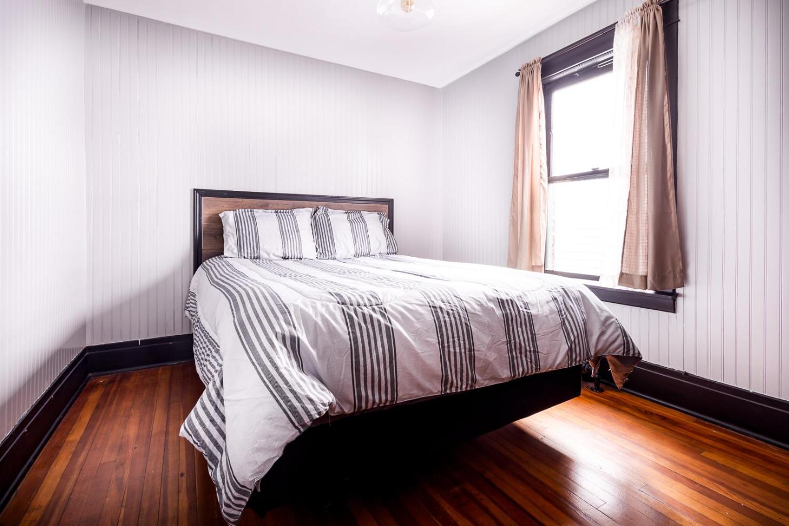 The Pub- 8Br Free Parking, Minutes From Falls & Casino Niagara Falls Luaran gambar